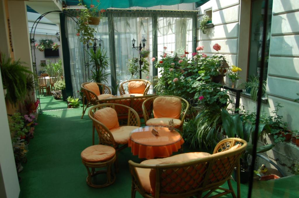 Kniaz Boris Hotel Sofia Buitenkant foto